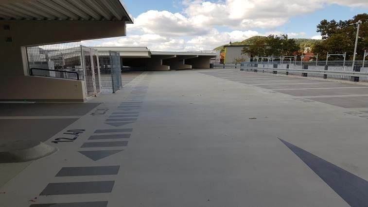 Instandgesetztes Parkdeck des Parkhauses Am Bahnhof in Albstadt